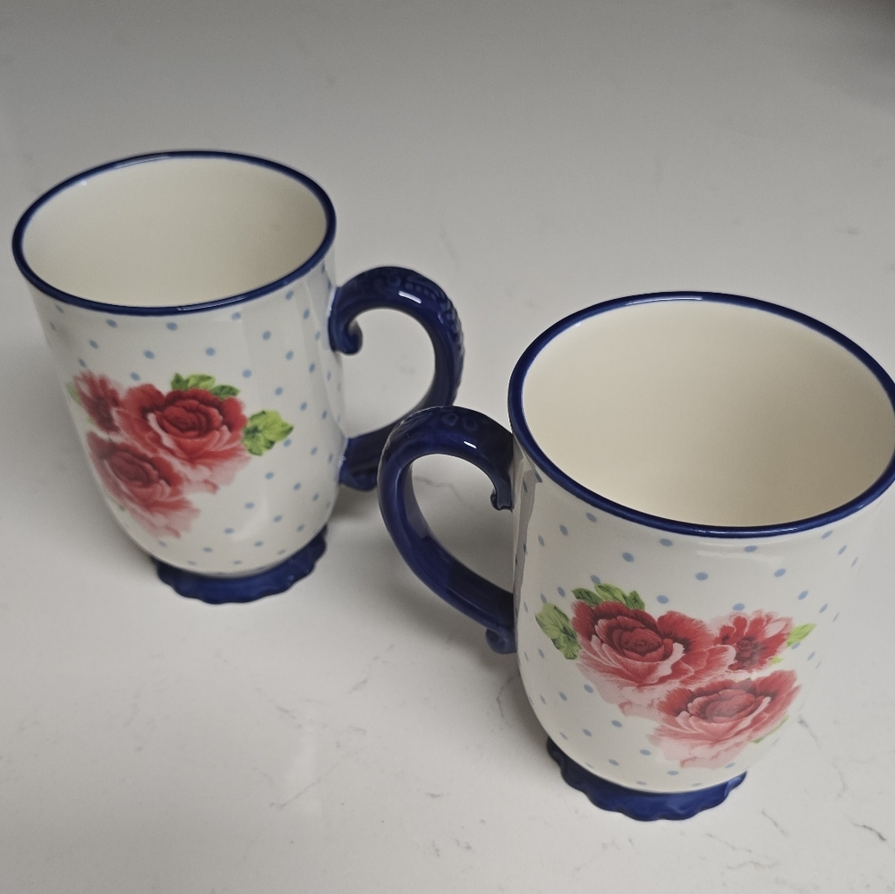 2 The Pioneer Woman Heritage Floral Footed Mugs Blue White Red Roses 18oz